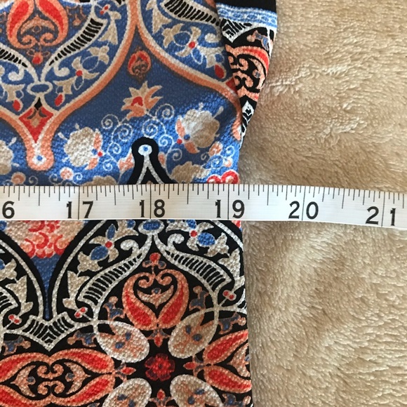 Pink Rose Multicolor Top - Size S - Picture 10 of 10